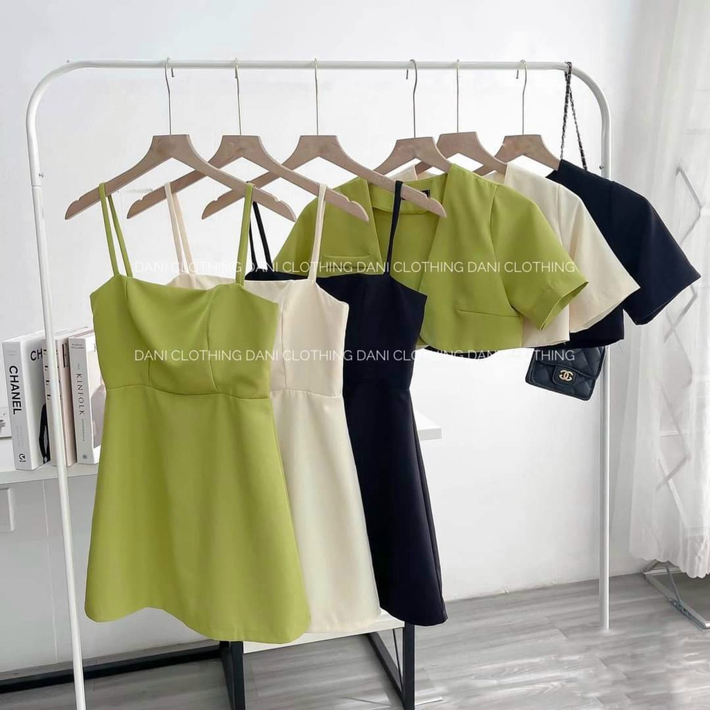 Sét 2 món áo khoác tay ngắn kèm đầm hai dây cực xinh