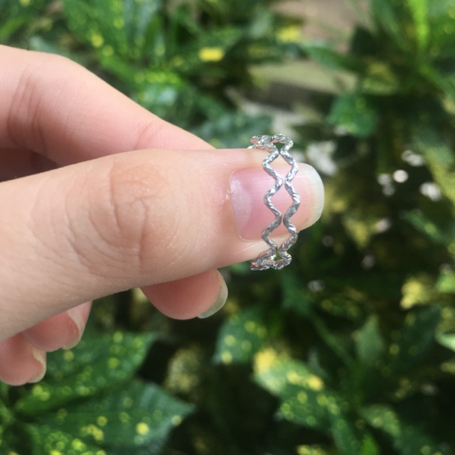 Nhẫn xoắn inox