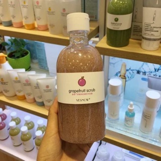 Sữa tắm tẩy da chết Yesnow