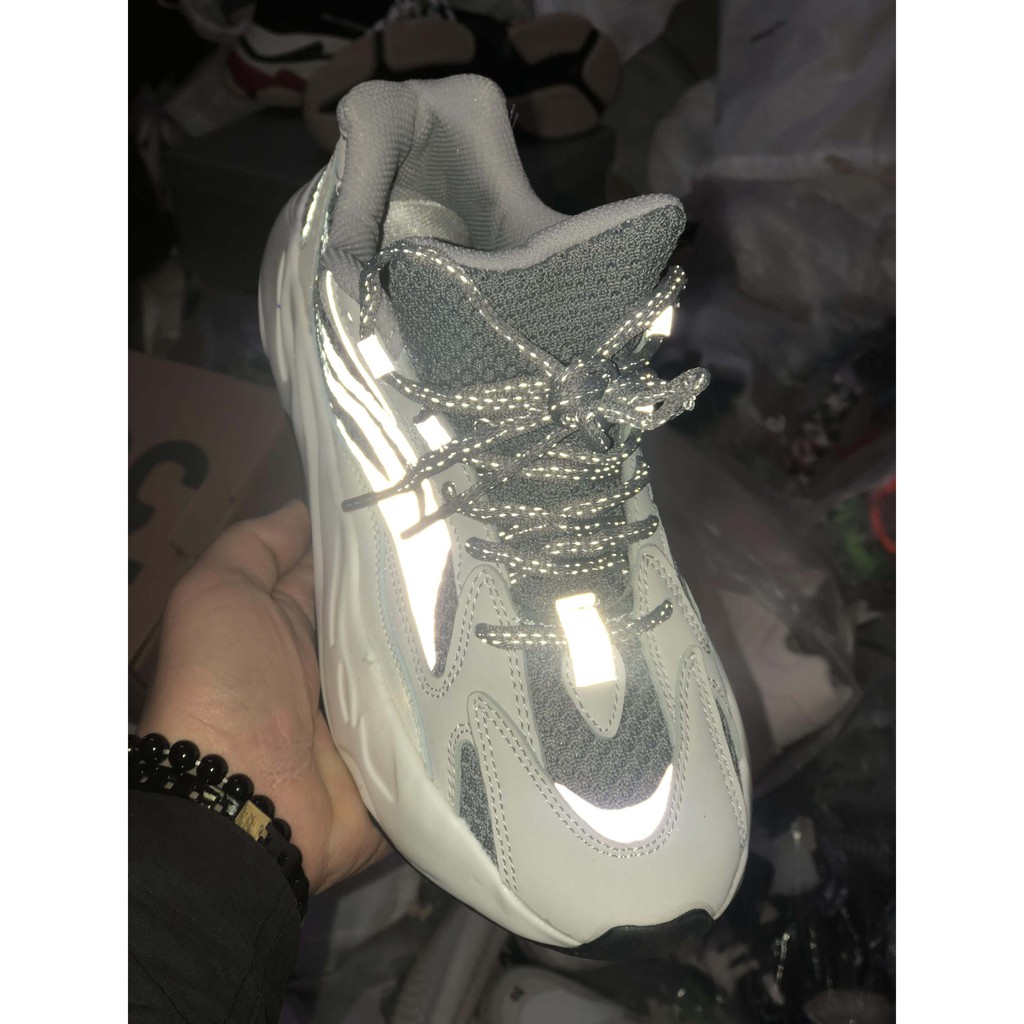 Giày Sneaker Yzy700  Giày Thể Thao Yzz700 Đủ Màu 3 Phiên Bản Full Size Nam Nữ Mã Y1