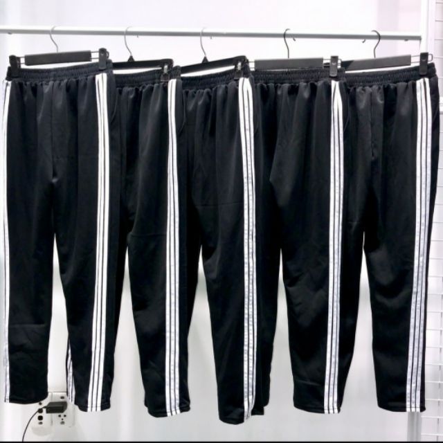 QUẦN THỂ THAO 3 SỌC TRẮNG UNISEX