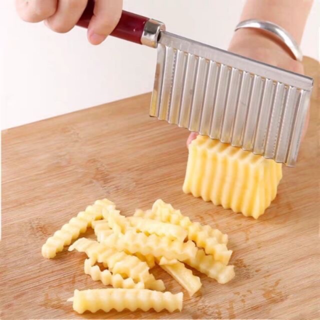 Dao cắt rau củ quả lượn sóng bằng inox cho bé ăn dặm BLW | BigBuy360 - bigbuy360.vn