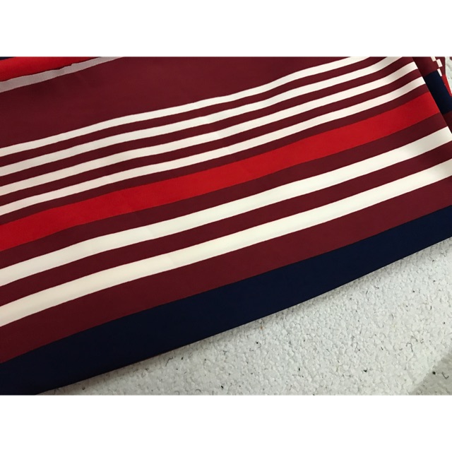Vải 180k.
