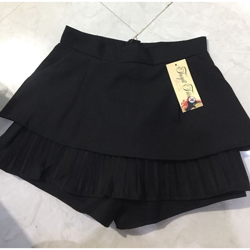 chân váy dập ly