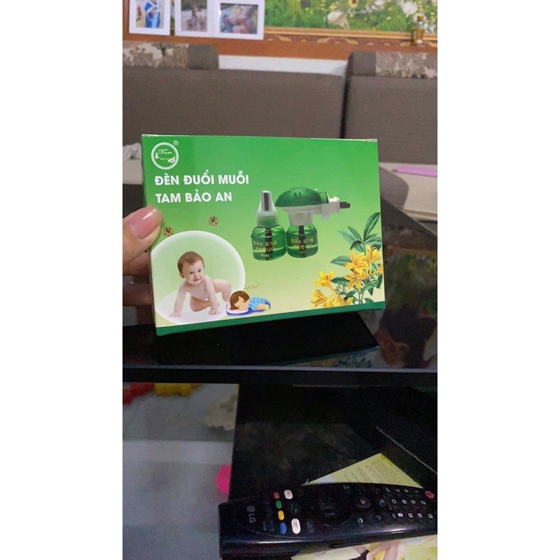 Đèn Đuổi Muỗi Tam Bảo An 1 cùi 2 lọ tinh dầu