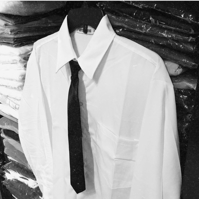 White shirt - Sơmi trắng
