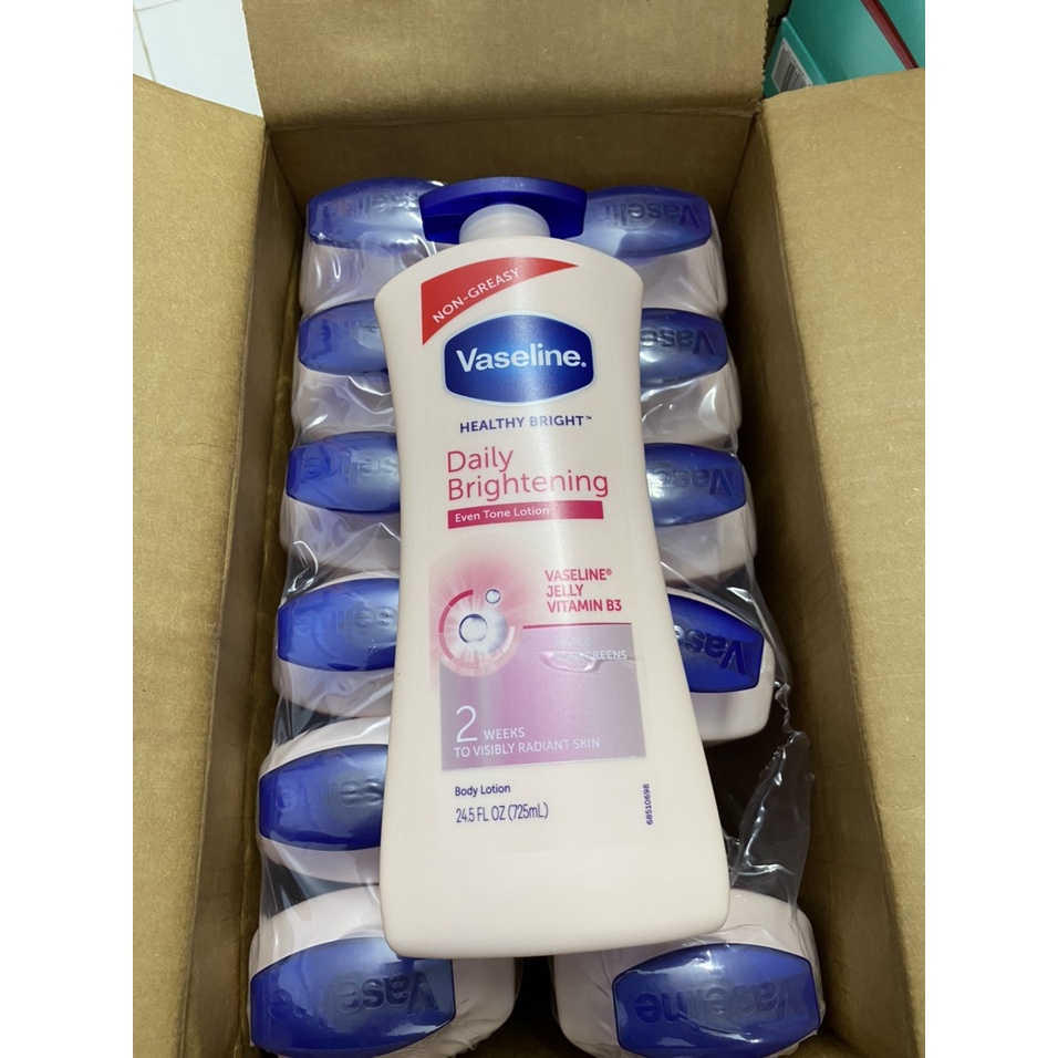 kem, sữa dưỡng thể VASELINE Daily Brightening vòi xanh cung cấp vitamin B3 trắng sáng cho da 725ml