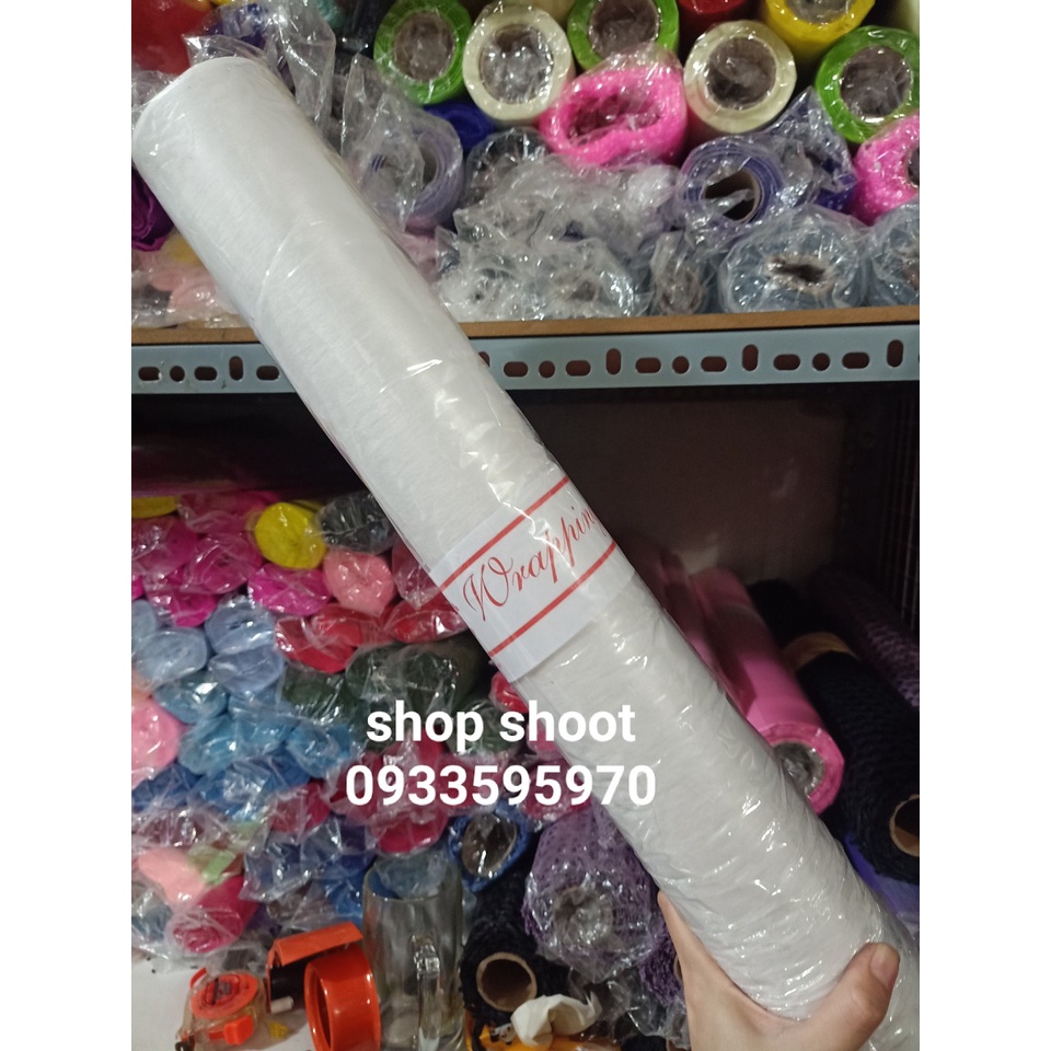 Lụa cuộn, giấy mếch dùng để bó hoa