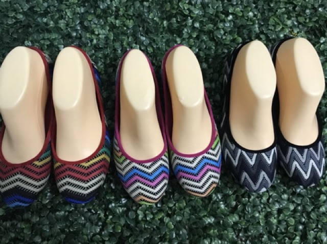 Giày Thái Lan bảy sắc cầu vồng