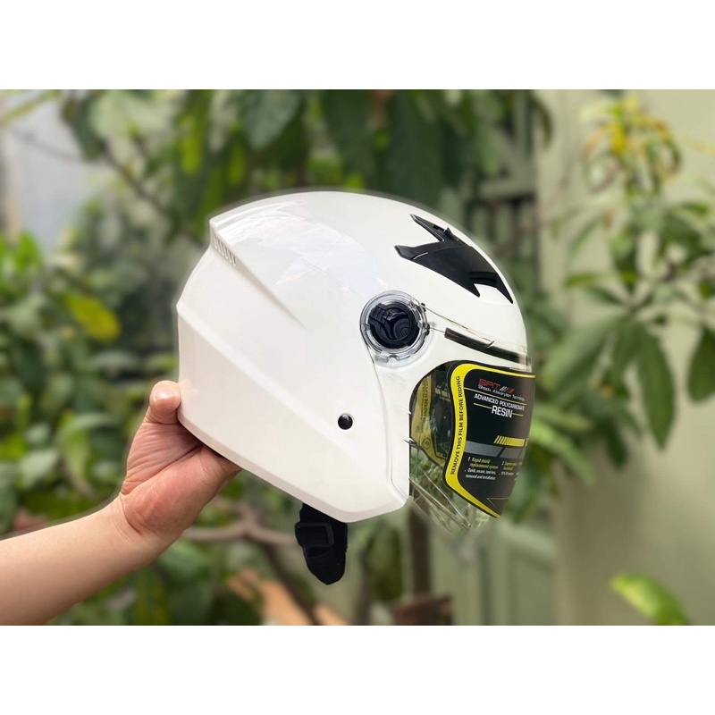 MŨ BẢO HIỂM M268 3/4 2 KÍNH TRẮNG BÓNG CỰC XINH,lên LOGO KYT VÀ Bh 12 tháng
