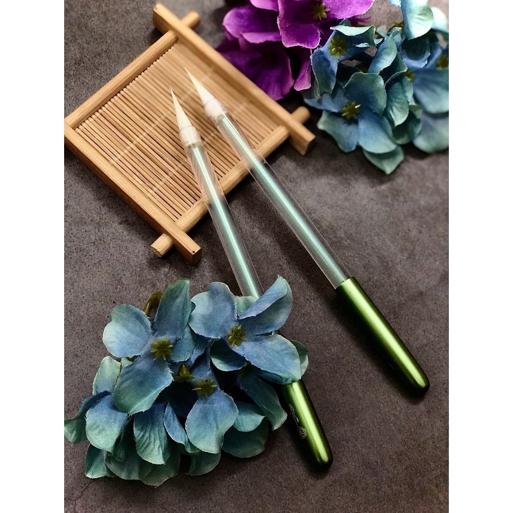 Cọ thư pháp Ngu Mỹ Nhân cán đá xanh