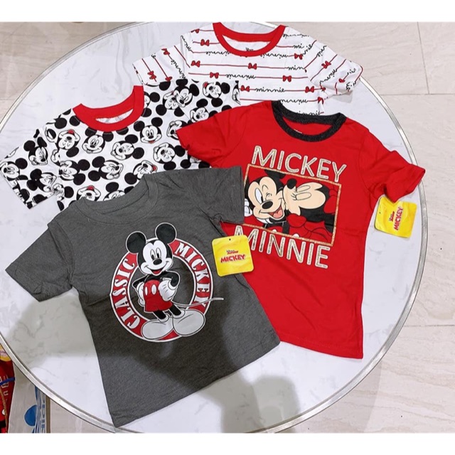 Áo Mickey xinh quá cho em Gái Trai