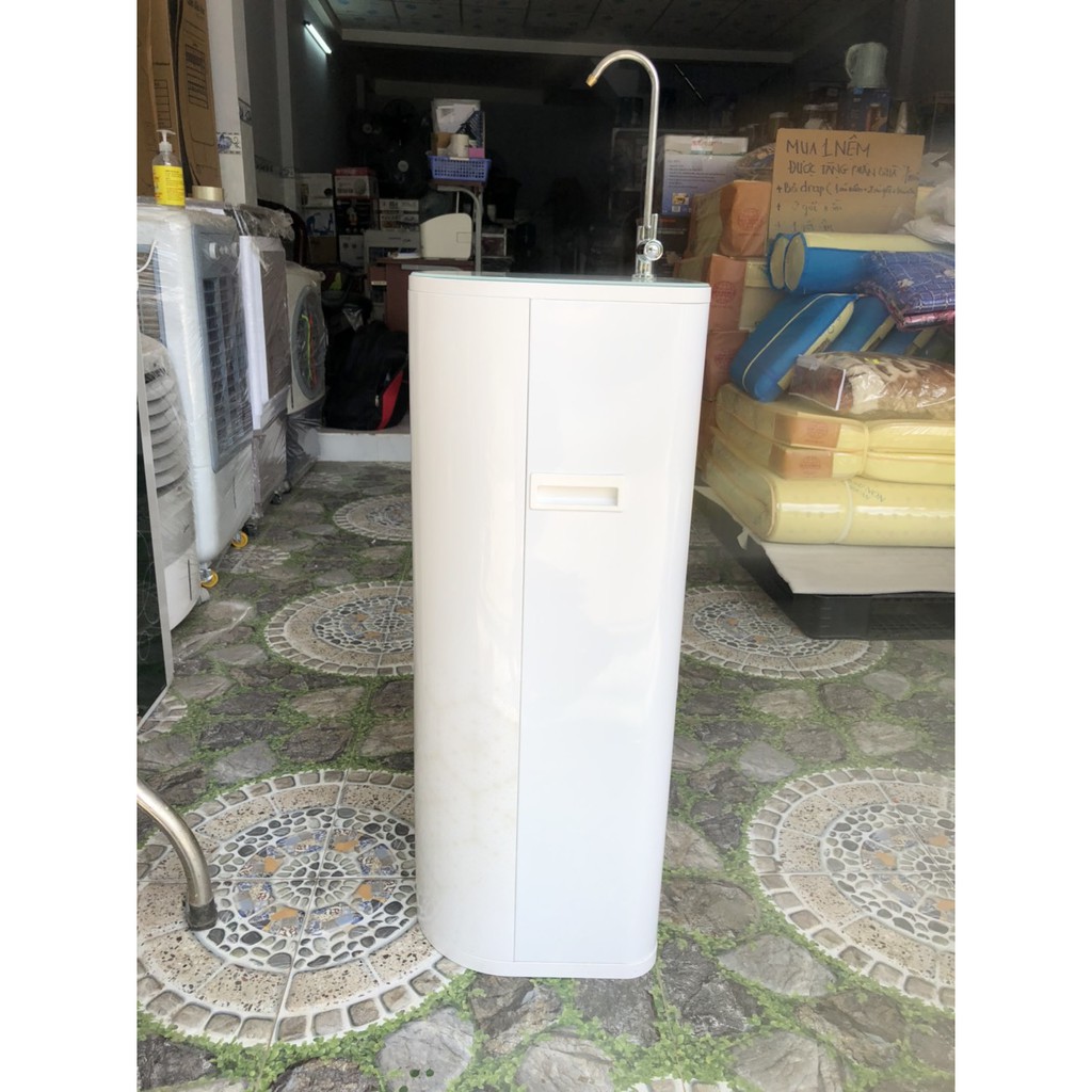 Máy lọc nước RO hydrogen ion kiềm Kangaroo KG100EO 7 lõi - Hàng trưng bày