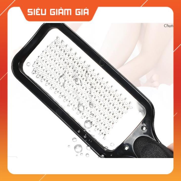 Chà gót chân bằng inox loại bỏ da chết