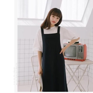 Set váy yếm đen + áo thun trắng