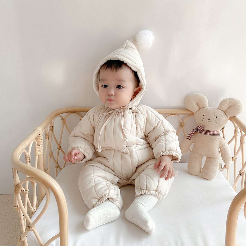 Bộ trang phục 2 món áo liền phối phối mũ giữ ấm dễ thương cho bé