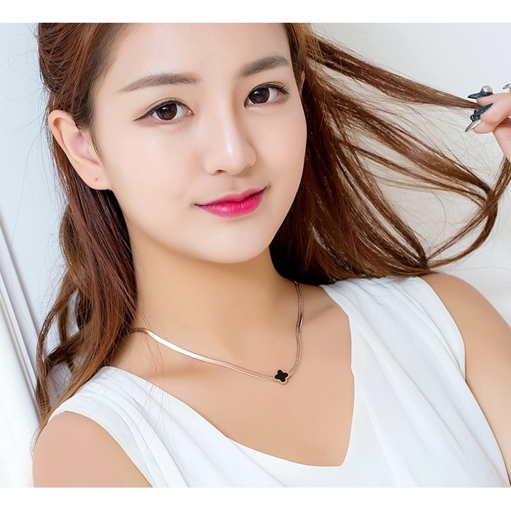 DÂY CHUYỀN TITAN MÌ DẸP MẶT HOA 4 CÁNH L V TN154 siêu đẹp, bền màu, sang trọng, đẳng cấp hợp thời trang