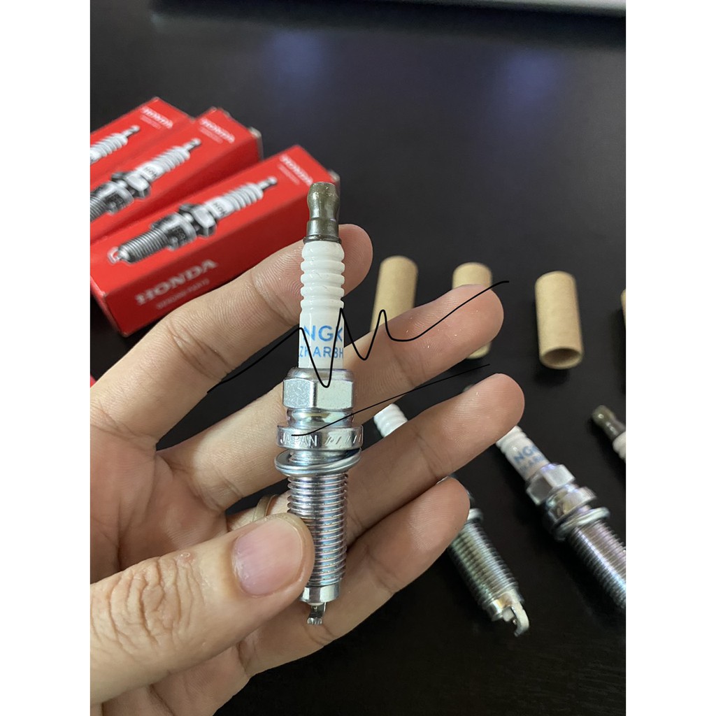 Bộ 4 Bugi Iridium Honda 12290-59B-003 Dùng cho Honda Civic 1.5 Turbo