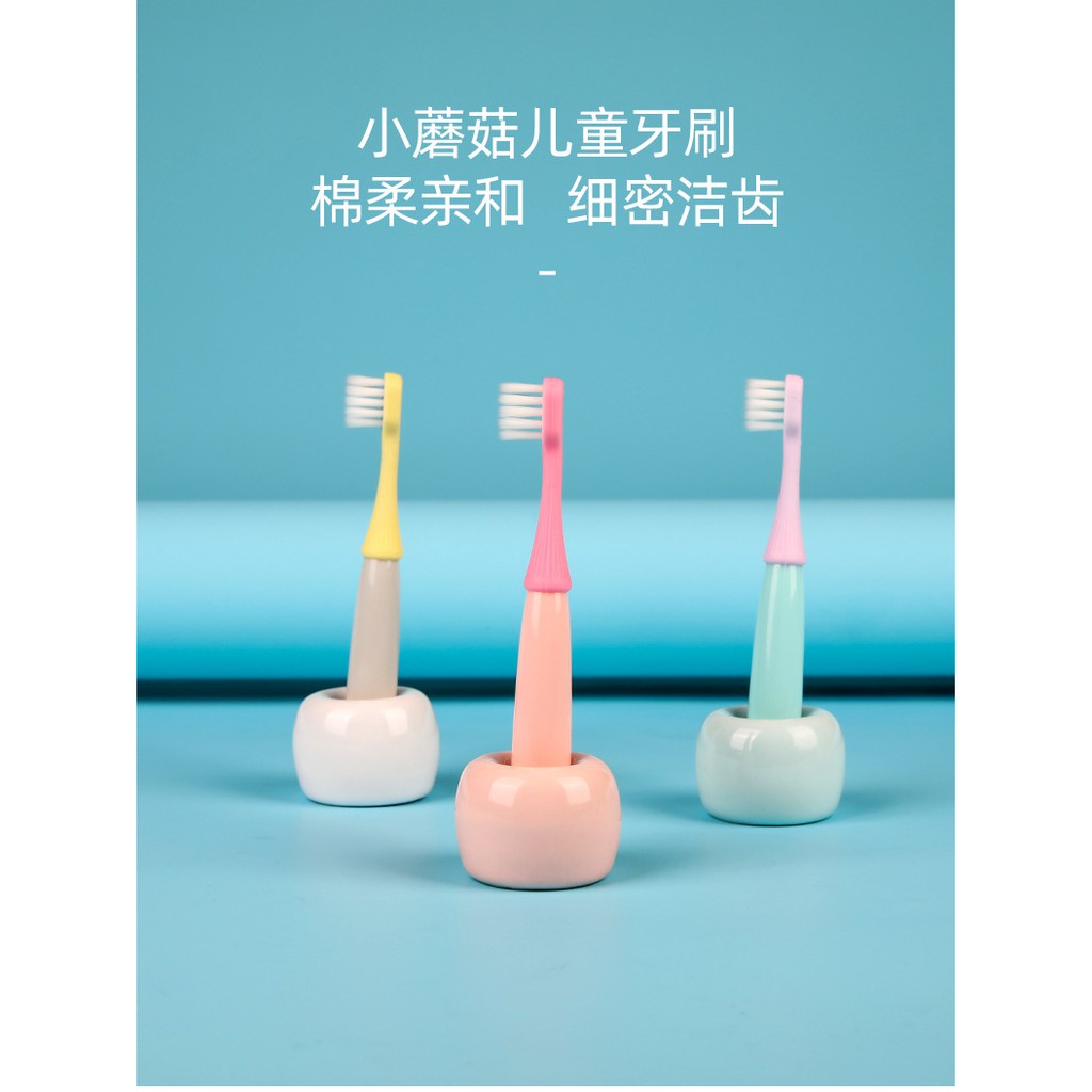Set 3 bàn chải đánh răng với lông mềm mại dành cho trẻ em 1-3 tuổi