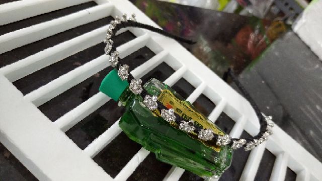 Cài tóc đính hạt lấp lánh