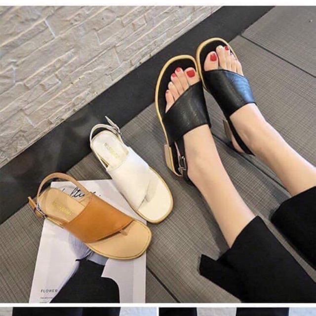 Sandal xỏ ngón