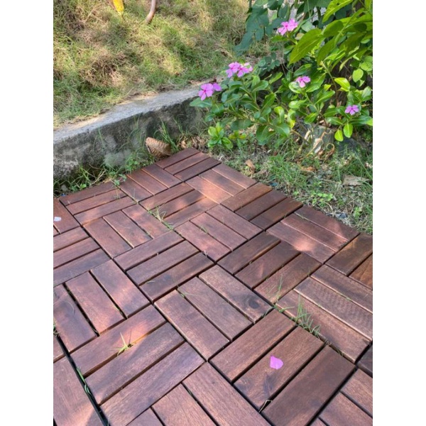 Ván sàn gỗ 12 NAN ngoài trời màu nâu chocolate ,lót ban công, sân vườn, spa, hồ bơi.HÀNG CHẤT LƯỢNG-