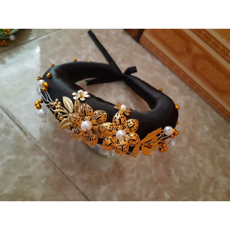 Mấn  đơn đính hoa kim loại mạ vàng, mấn đội đầu thủ công, mấn đội đầu cách tân, mấn áo dài