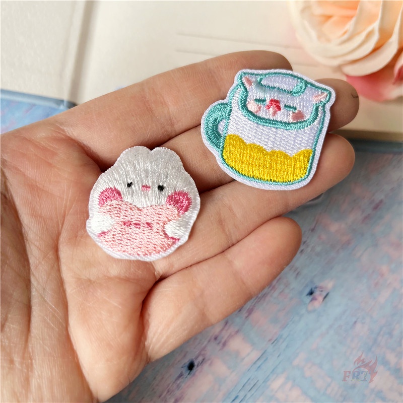 ☸ Sticker Ủi Thêu Hình Thỏ / Gấu / Cừu Hồng Dễ Thương ☸ 1 Miếng Dán Ủi Lên Quần Áo Hình Huy Hiệu