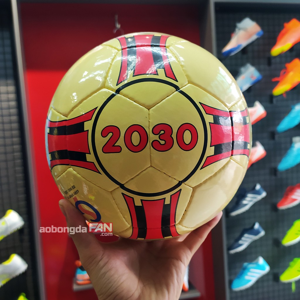 Quả Bóng Geru Star Futsal 2030 Chính Hãng (Vàng-Đỏ) Loại Khâu Tay