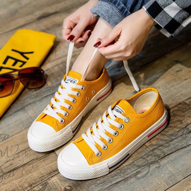 Giày Thể thao nữ Viền đế kẻ