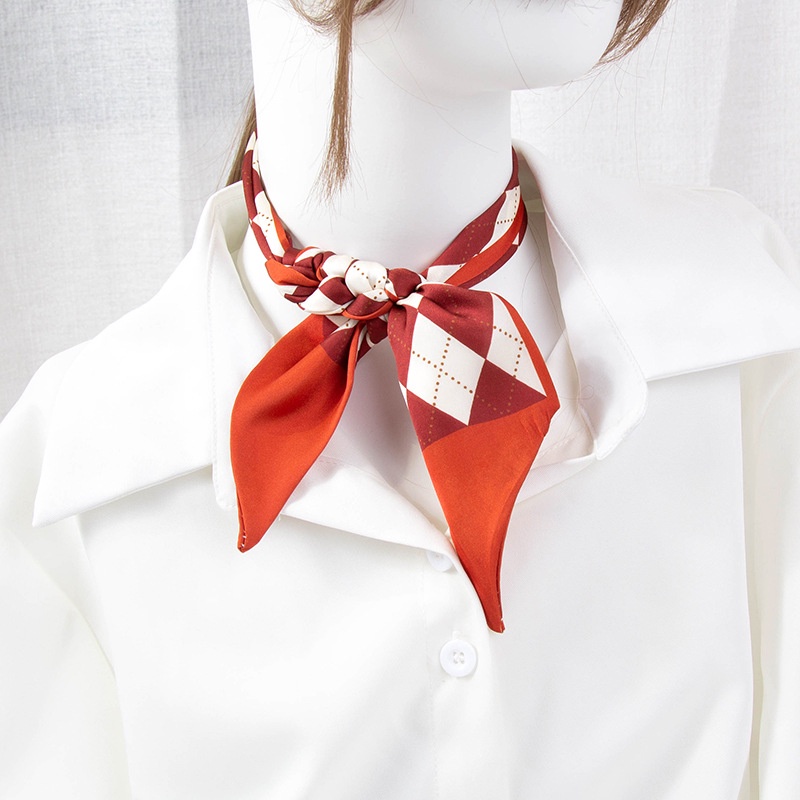 Khăn Lụa Quàng Cổ Dài Màu Đỏ Thời Trang Cho Nữ