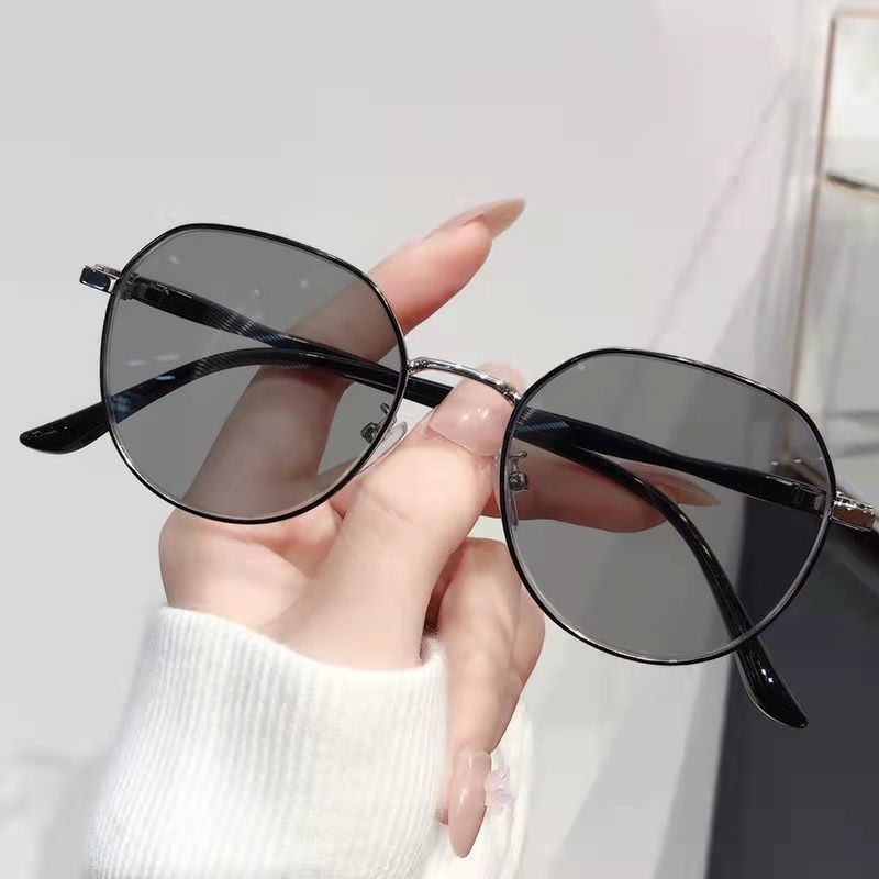 kính đổi màu +mắt kính cận 0.5~6.0 ,Kính mắt  gọng tròn tròng đổi Màu chống ánh sáng xanh cho nam và nữ,kính nữ thời trang, Kính máy tính，gọng kính tròn kim loại cận nữ