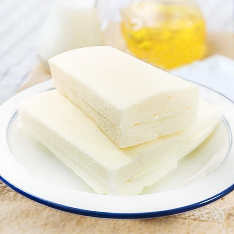 Bánh Bông Lan Yipin Đậu Nành - Sầu - Xoài - dưa lưới