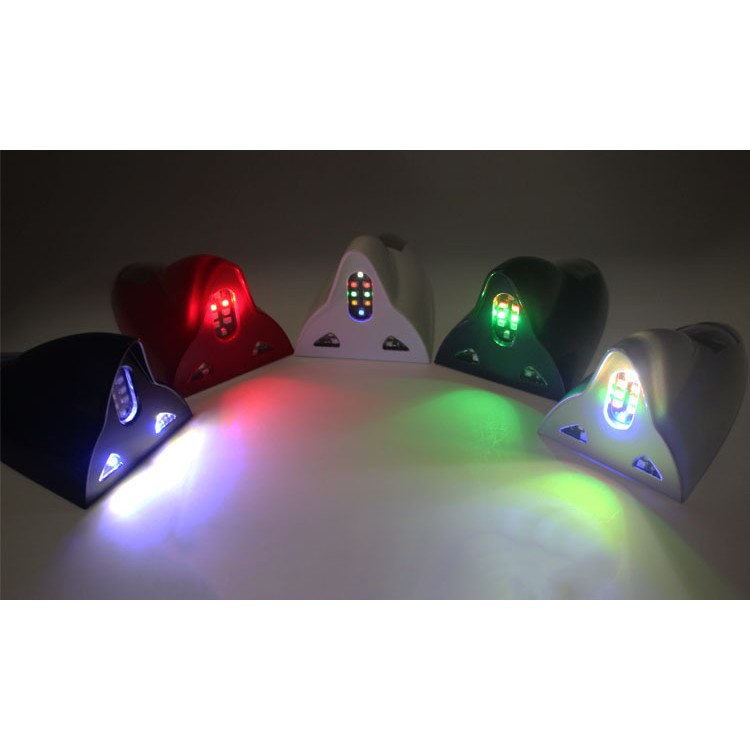 Vây cá mập có đèn LED cho ô tô chạy năng lượng mặt trời