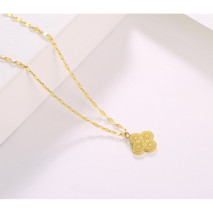 Dây chuyền nữ titan cao cấp kiểu lá me rớt mặt hoa 4 cánh siêu đẹp, bền màu ,chuẩn thời trang