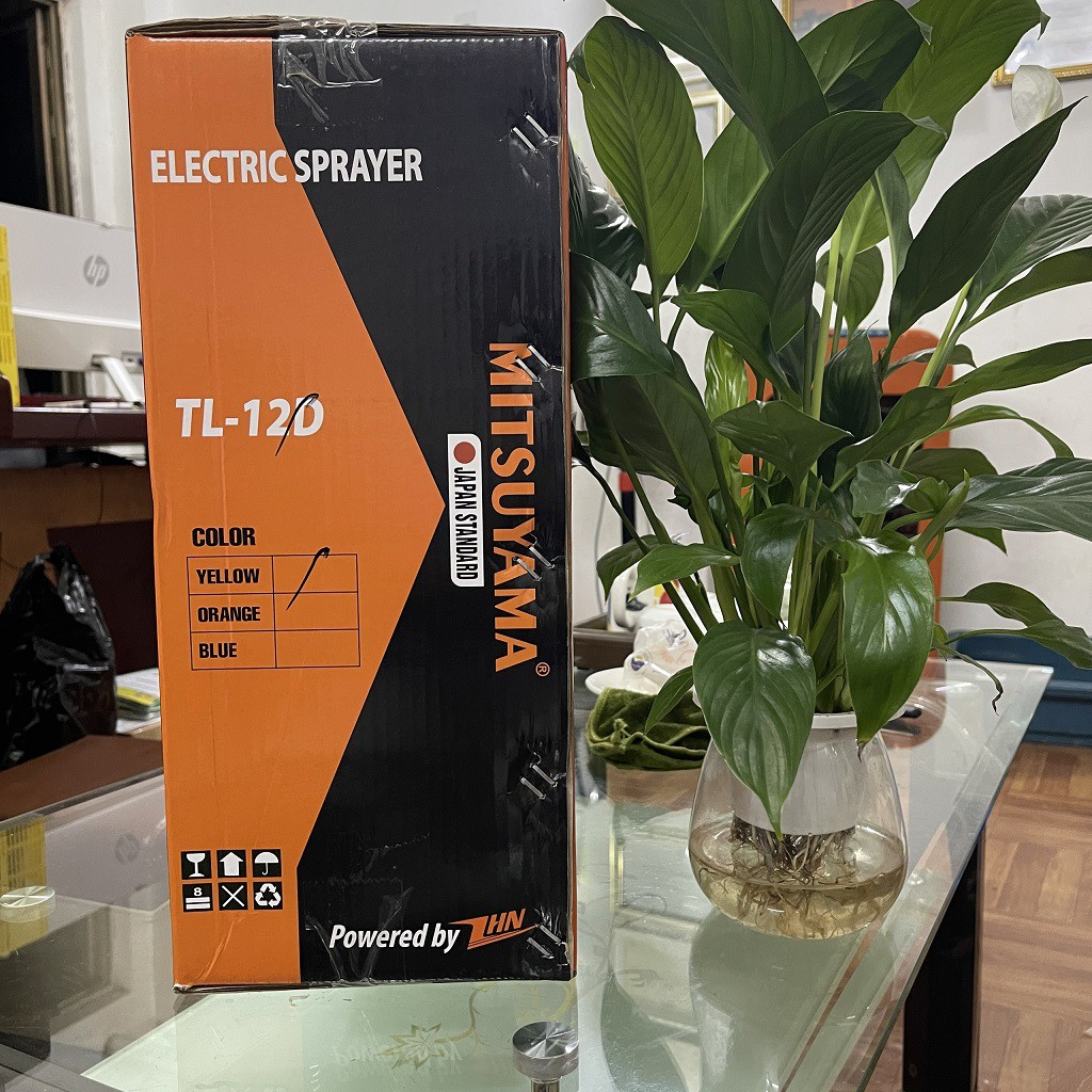 Bình phun điện, Bình bơm phun thuốc trừ sâu đeo vai Mitsuyama TL-12D , hàng chất lượng