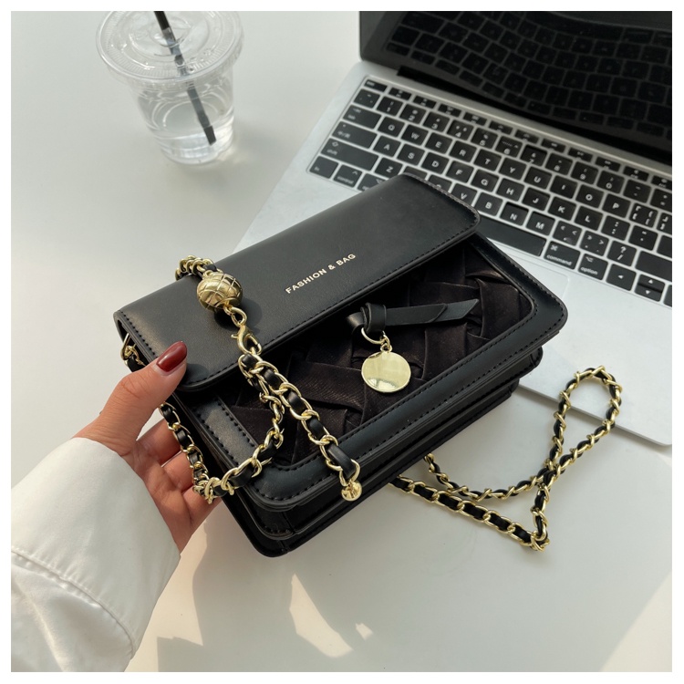 Túi đeo chéo vân đan - Hàng loại 1 - TB.Store DC470 20x14x8