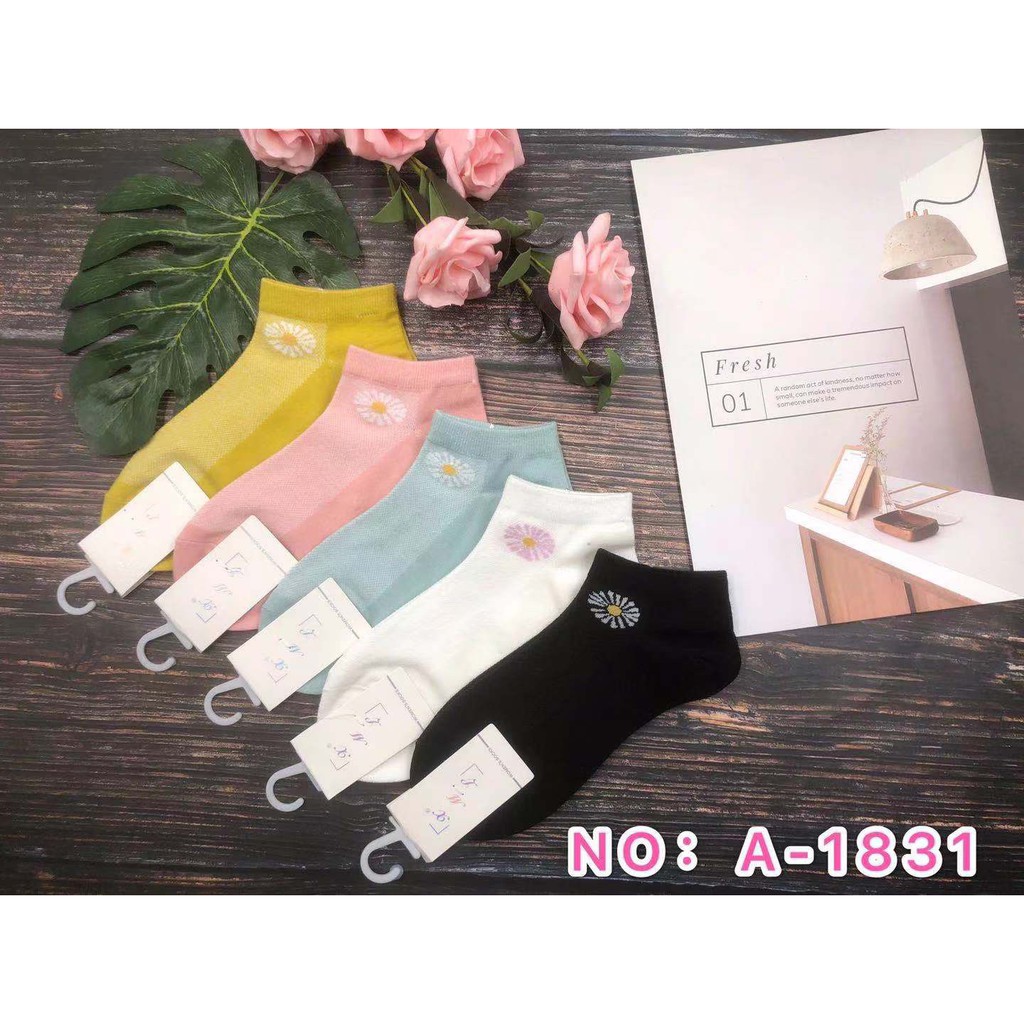 VỚ CỔ NGẮN CUTE CÓ LƯỚI THOÁNG KHÍ