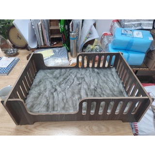 Giường nằm bằng gỗ cho thú cưng