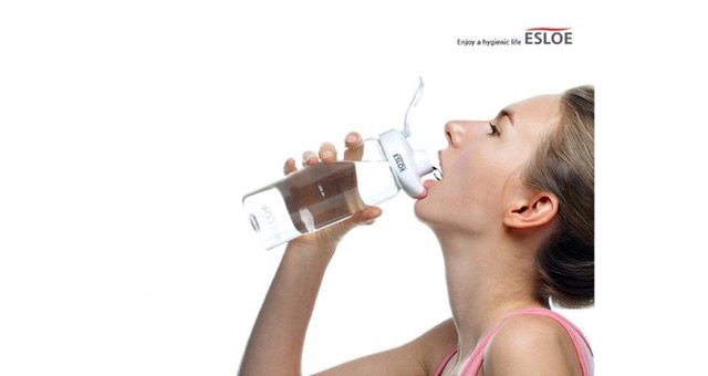 Bình nước thể thao phong cách Hàn Quốc