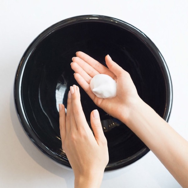Sữa Rửa Mặt Future Shiseido Solution LX Extra Rich Cleansing Foam E 125ml | BigBuy360 - bigbuy360.vn