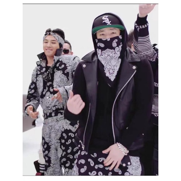 Khăn bandana cotton size 55x55cm bts exo