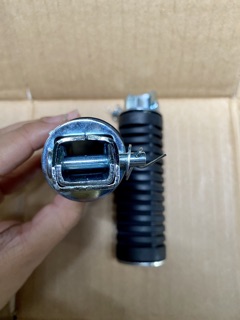 Gác chân sau xếp
