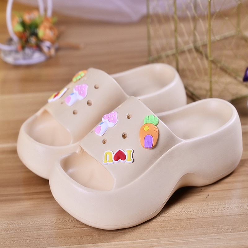 Dép Sandal Đế Xuồng Dày Dặn Họa Tiết Hoạt Hình Thời Trang Mùa Hè 202222 FT6079 Cho Nữ