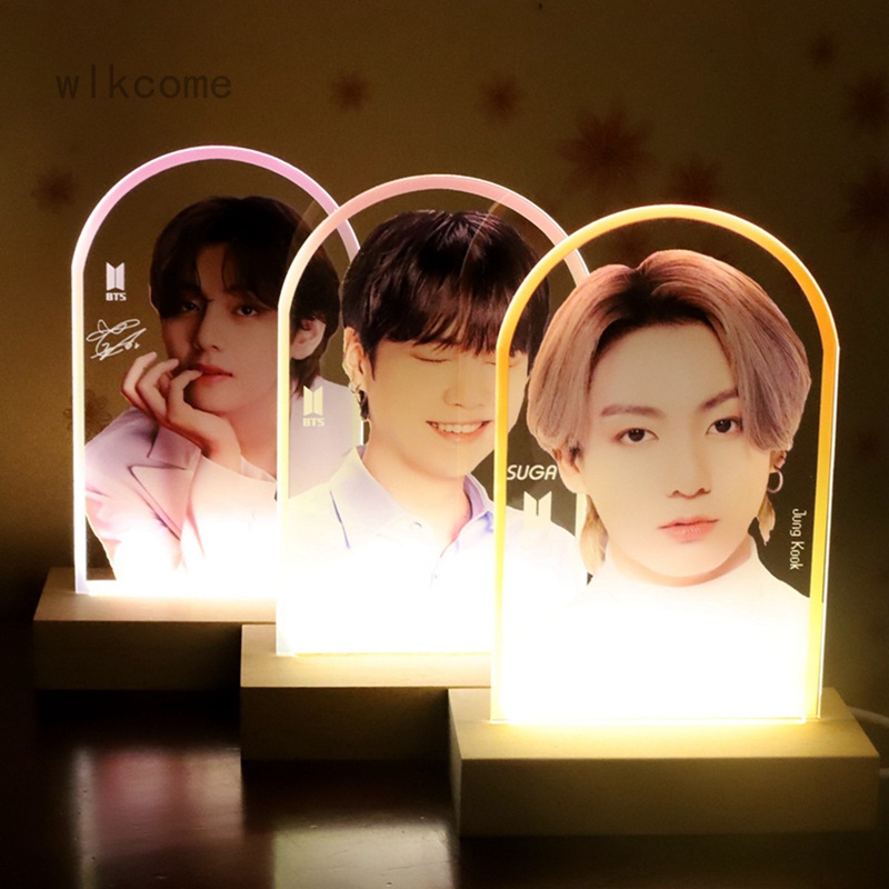 Đèn LED Thay Đổi Màu Sắc Từ Acrylic Hình Nhóm Nhạc BTS Bangtan Boyss
