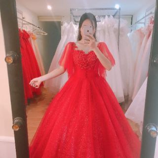 Váy cưới tùng thường