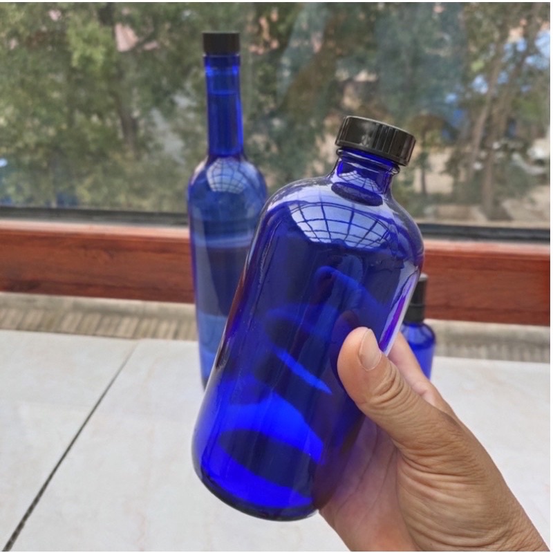 Chai thuỷ tinh thái dương lam thuỷ