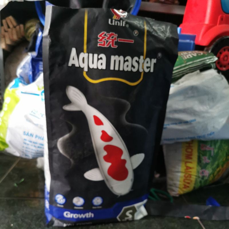 Cám Aqua Master lẻ 1kg cho cá
