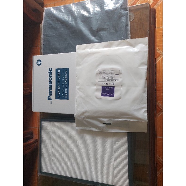 Màng lọc  không khí Panasonic F-VXF60 F-VXF65  F-VXE60  F-VXE65