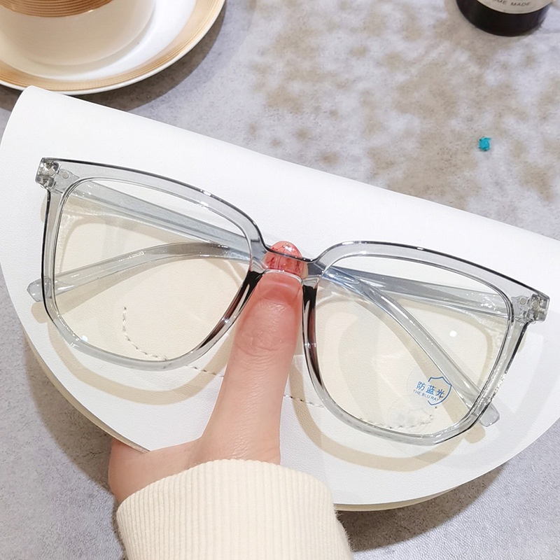 V-shaped glasses frame with square eyes plastic material, beautiful fashion for men and women